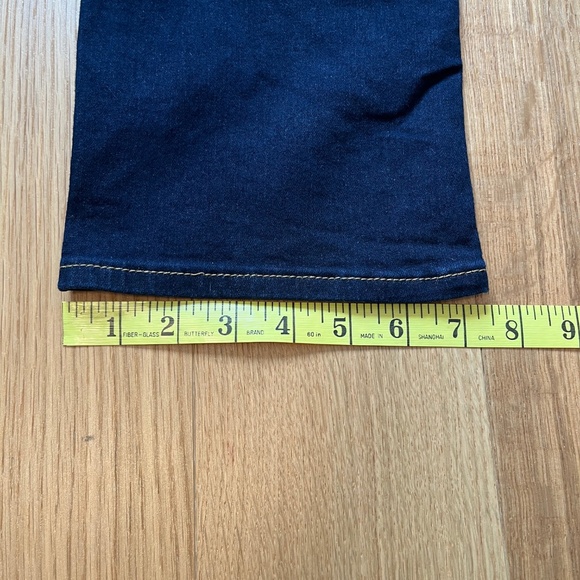 Levis Dark Blue 314 Shaping Straight Women's Stretch Denim Jeans - Picture 9 of 10